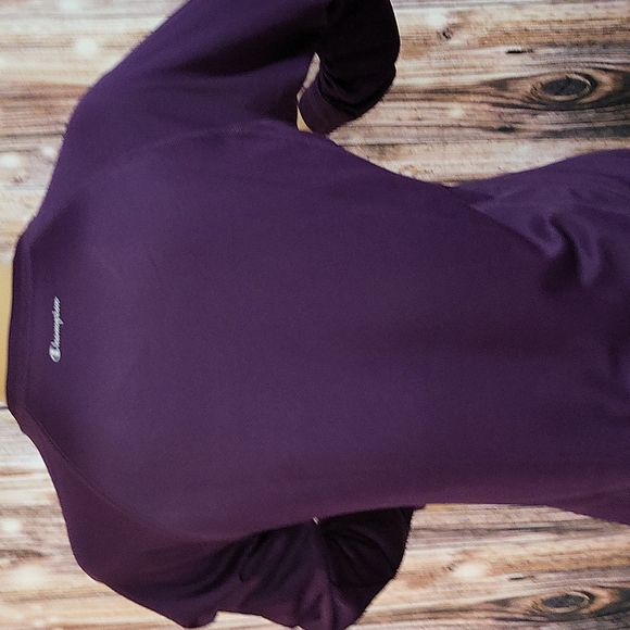 NWOT Champion Women's Long Sleeve Double Dry Tees Size S - Picture 8 of 10